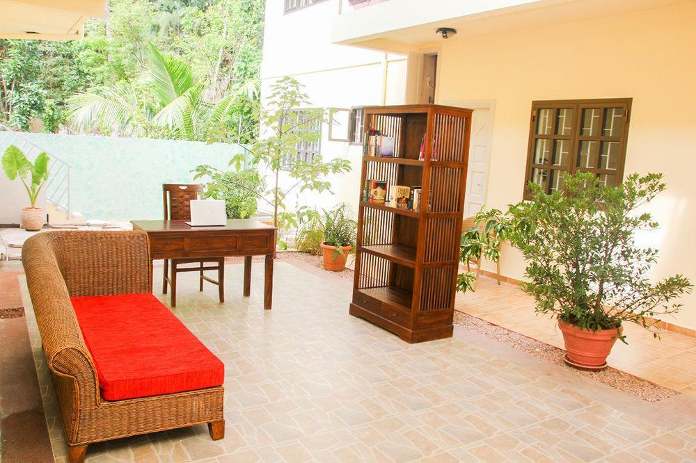 Chez Bea Luxury Villa Baie Sainte Anne Exterior photo